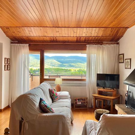 Piso Puigcerda Vistas Y Piscina Apartment Ngoại thất bức ảnh
