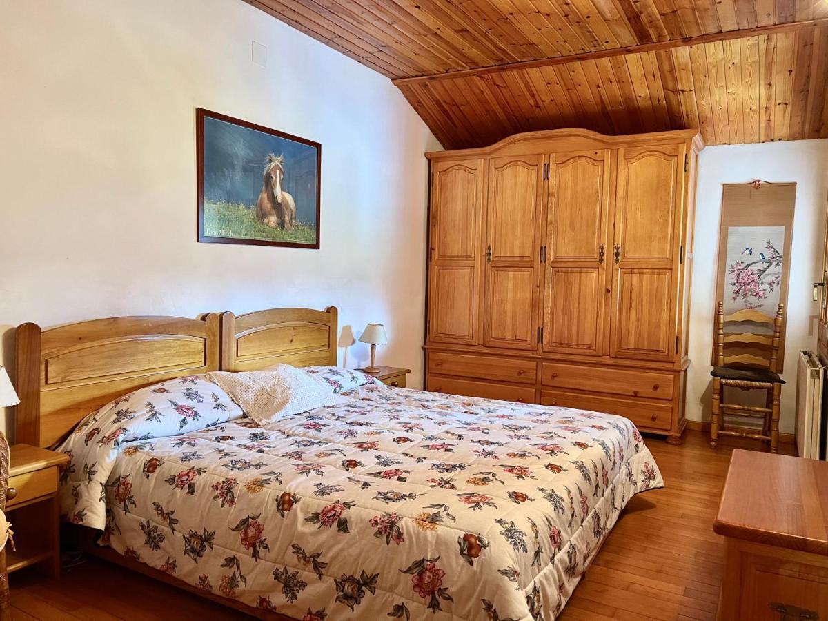 Piso Puigcerda Vistas Y Piscina Apartment Ngoại thất bức ảnh