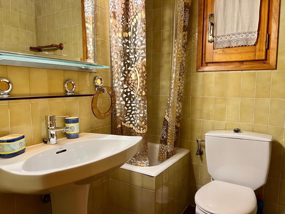 Piso Puigcerda Vistas Y Piscina Apartment Ngoại thất bức ảnh